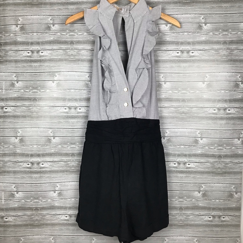 Anthropologie Sunner ruffled Gingham black white romper linen bottom size 10